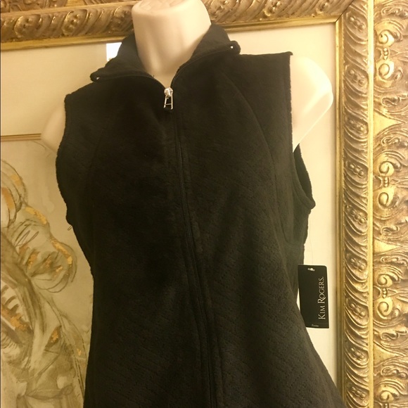 Kim Rogers Jackets & Blazers - New Fleece Vest - Petite Small